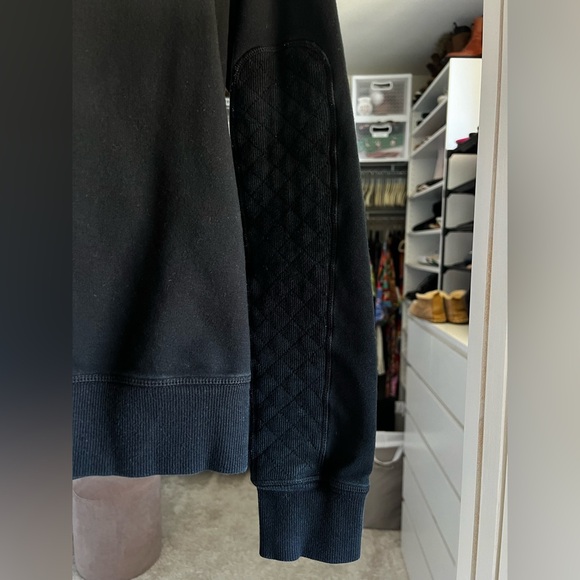 Lululemon Zip Up - Black, size 4/6 - Picture 3 of 3